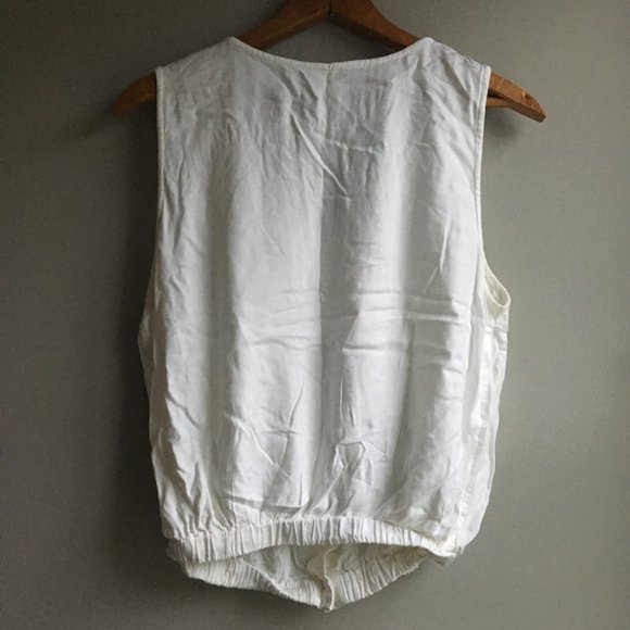 Japna white button down sleeveless crop top - Picture 9 of 11